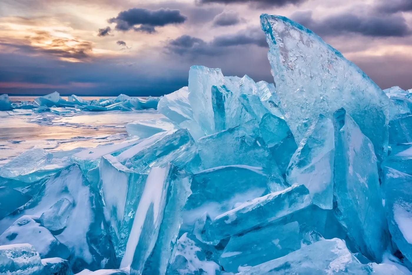 Just an image of an iceberg